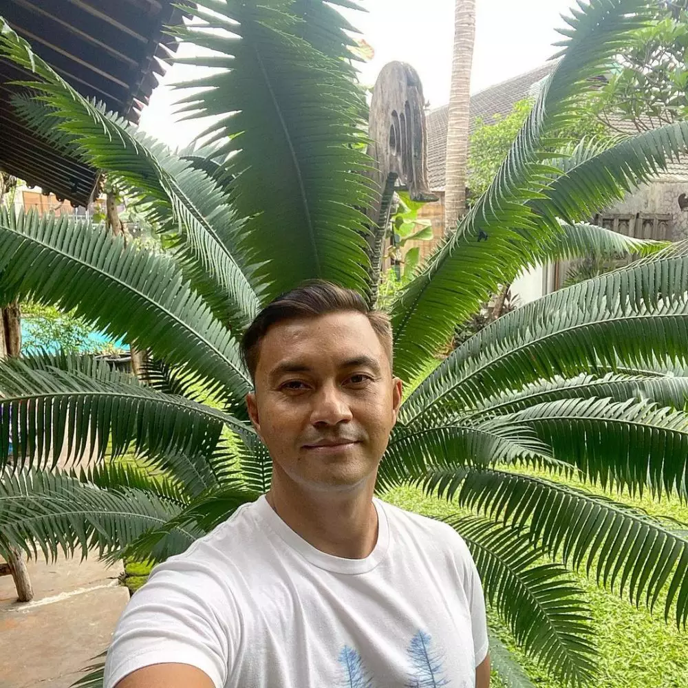 halaman rumah Anjasmara © Instagram