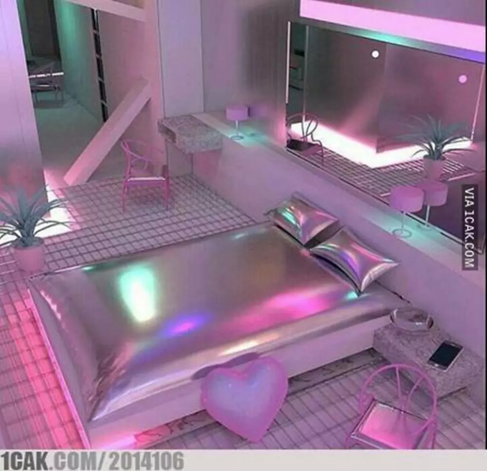 kasur absurd bikin meringis © Berbagai Sumber