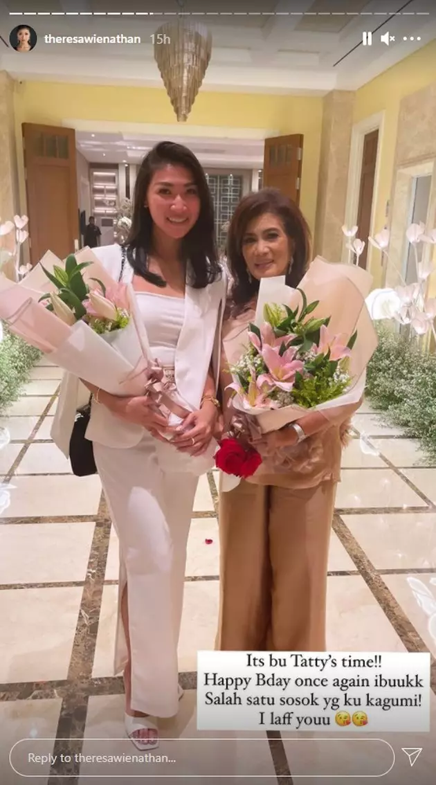 ulang tahun mertua Nia Ramadhani © 2021 brilio.net ulang tahun mertua Nia Ramadhani © 2021 brilio.net