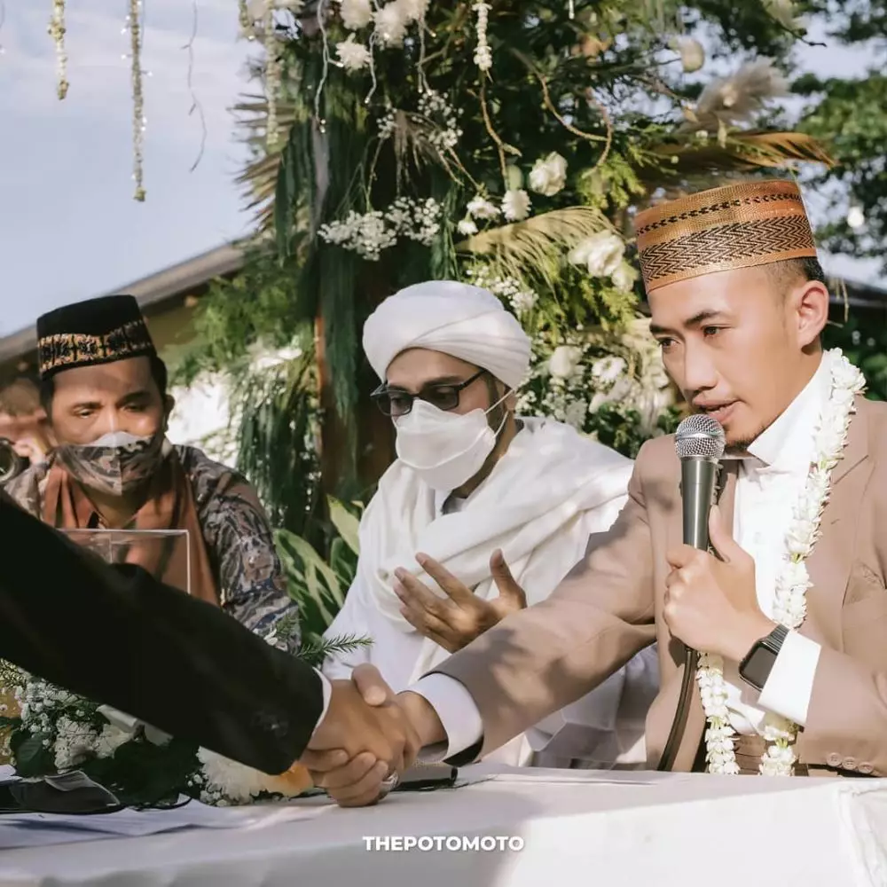 momen akad ustaz syam © Instagram