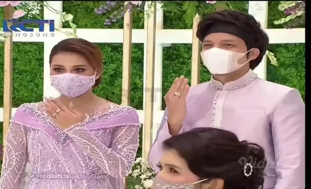 Momen lamaran Atta dan Aurel Instagram