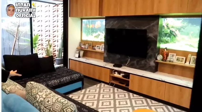 rumah baru intan nuraini © YouTube rumah baru intan nuraini © YouTube