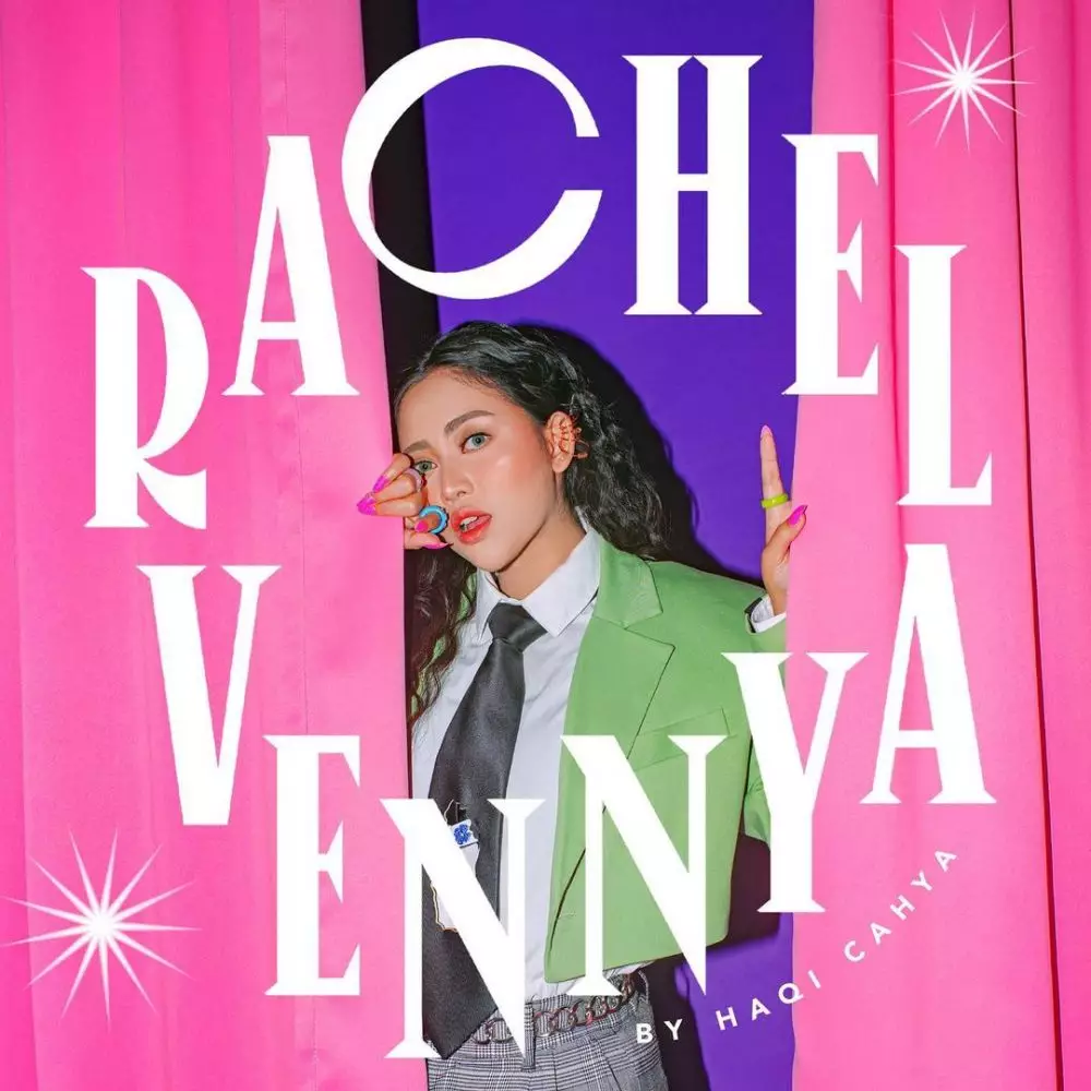 Rachel Vennya dengan busana colorful © 2021 brilio.net