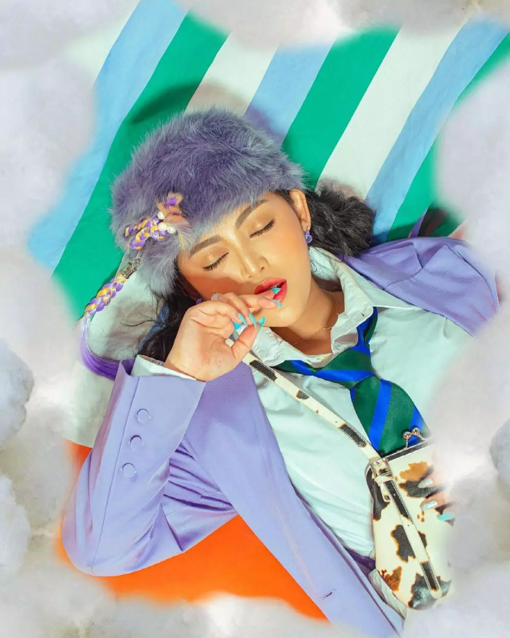 Rachel Vennya dengan busana colorful © 2021 brilio.net