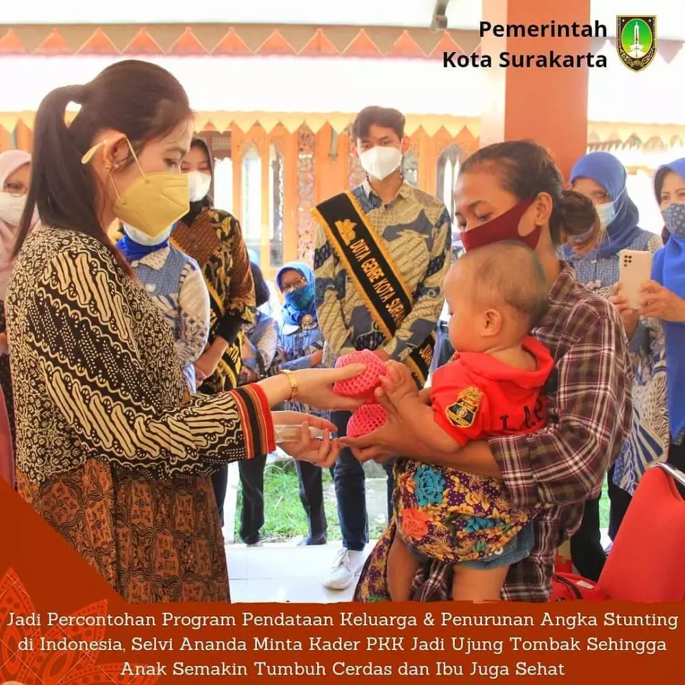 Selvi Ananda hadiri acara PKK © berbagai sumber