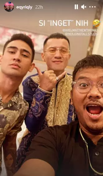 Gaya seleb kondangan pakai baju India © Instagram