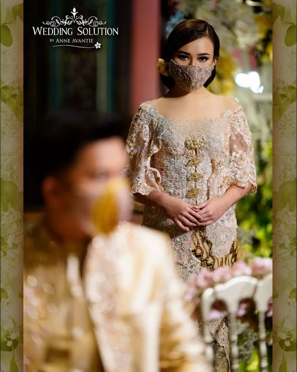 beda gaya seleb kenakan kebaya anne avantie © Instagram beda gaya seleb kenakan kebaya anne avantie © Instagram