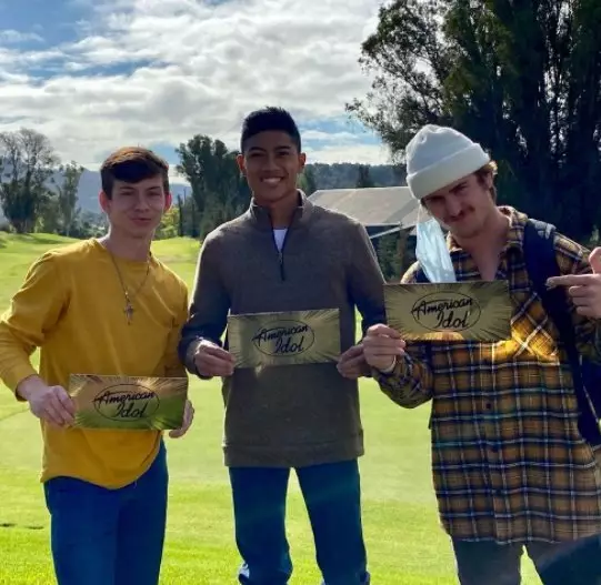 pesona Dzaki Sukarno, pemuda asal Indonesia yang lolos American Idol © 2021 brilio.net Instagram pesona Dzaki Sukarno, pemuda asal Indonesia yang lolos American Idol © 2021 brilio.net Instagram