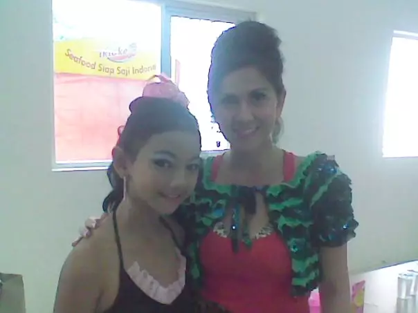 momen seleb foto bareng artis © 2021 brilio.net