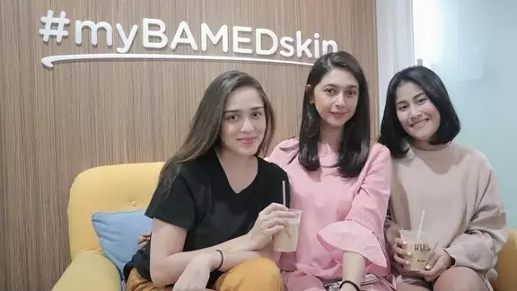 Nabila dan Yasmine sahabatan © Instagram Nabila dan Yasmine sahabatan © Instagram