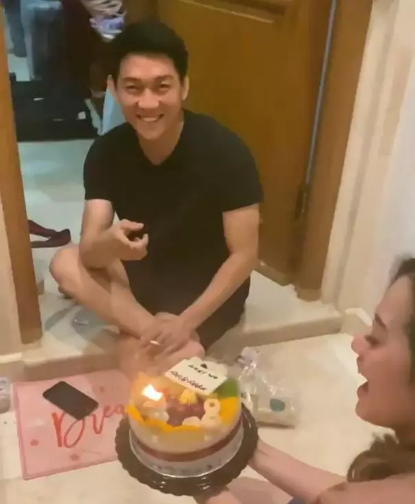 kejutan ultah Ifan SVT © Instagram