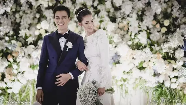 Seleb siarkan prosesi pernikahan secara live © 2021 brilio.net