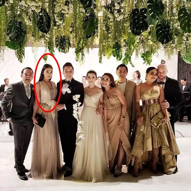 Gaya Luna Maya saat kondangan © Instagram