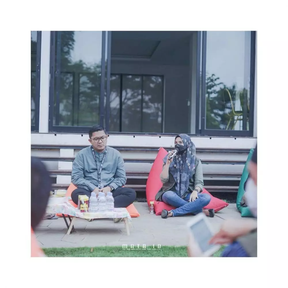 Gaya seleb istri pejabat saat kunjungan kerja © Instagram Gaya seleb istri pejabat saat kunjungan kerja © Instagram