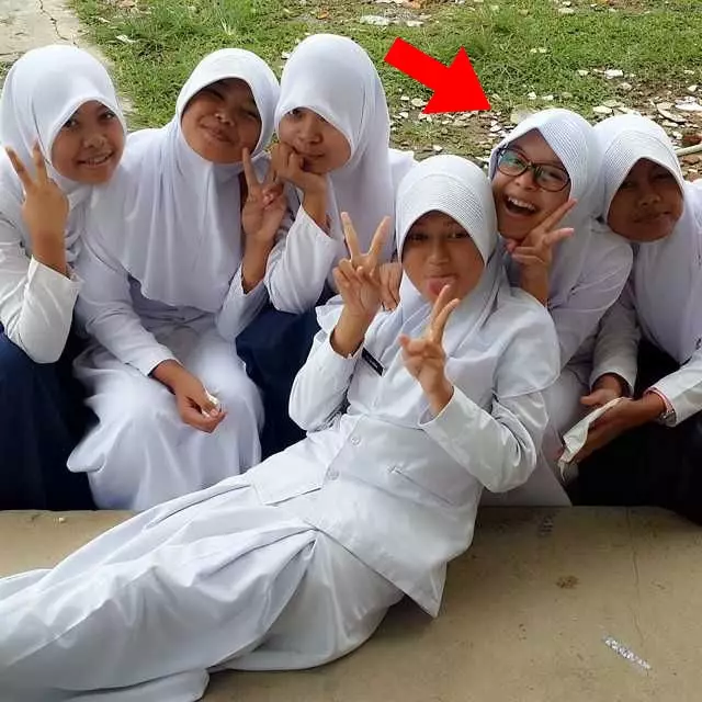  Lesty Kejora bareng geng SMA Instagram