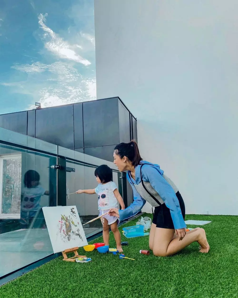 rooftop Raditya Dika © Instagram rooftop Raditya Dika © Instagram