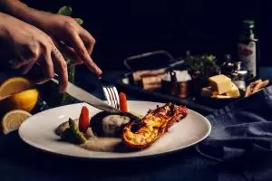 6 Fakta Sir Loin, steakhouse berkonsep klasik untuk para “karnivora”