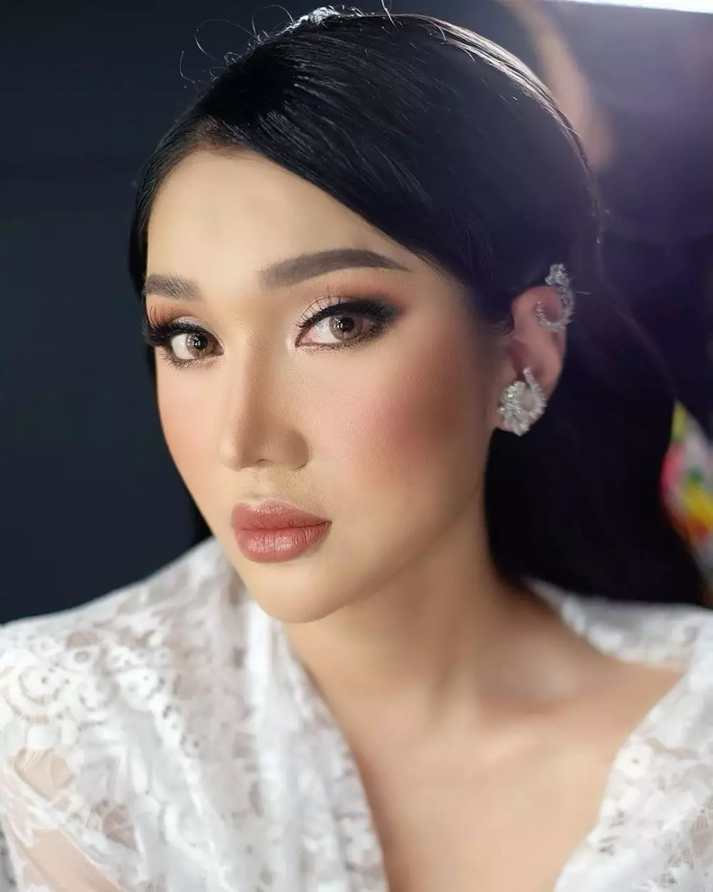 Potret terbaru Lucinta Luna setelah turunkan berat badan © 2021 brilio.net Potret terbaru Lucinta Luna setelah turunkan berat badan © 2021 brilio.net