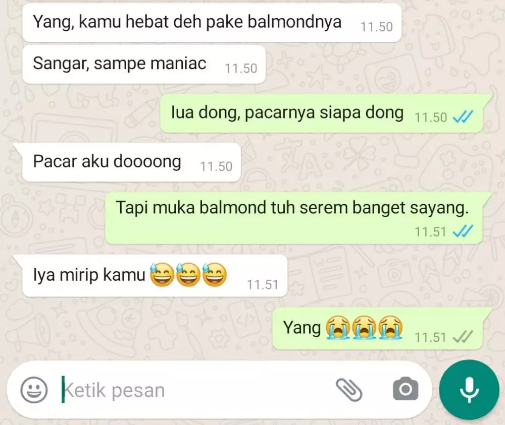 chat gamers berantem dengan pacar Berbagai sumber
