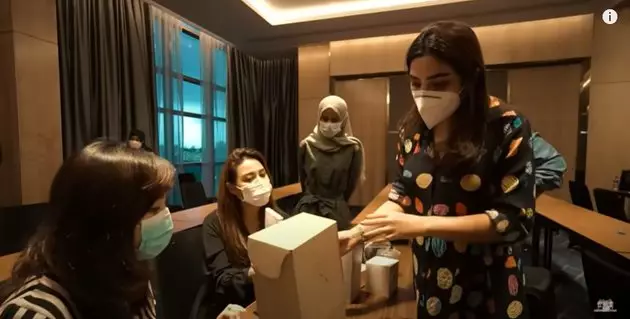 persiapan siraman Aurel dan Atta © 2021 brilio.net