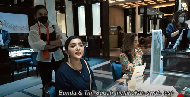 persiapan siraman Aurel dan Atta © 2021 brilio.net