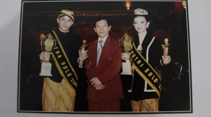 Selvi Ananda Putri Solo 2009 © 2021 brilio.net Selvi Ananda Putri Solo 2009 © 2021 brilio.net