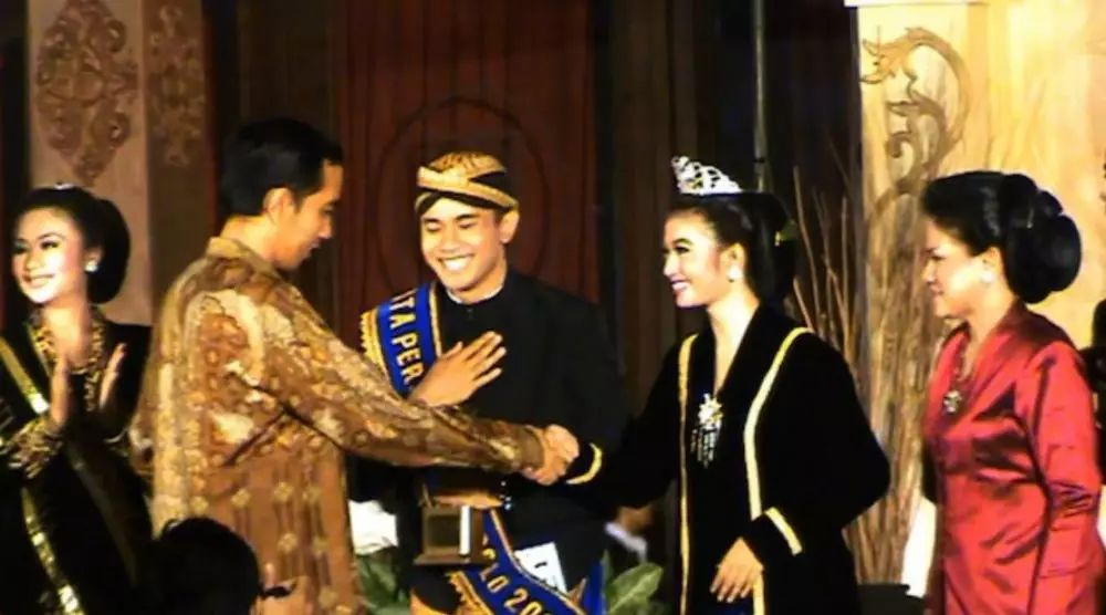 Selvi Ananda Putri Solo 2009 © 2021 brilio.net Selvi Ananda Putri Solo 2009 © 2021 brilio.net