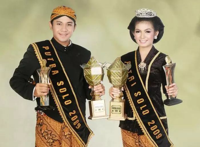 Selvi Ananda Putri Solo 2009 © 2021 brilio.net Selvi Ananda Putri Solo 2009 © 2021 brilio.net