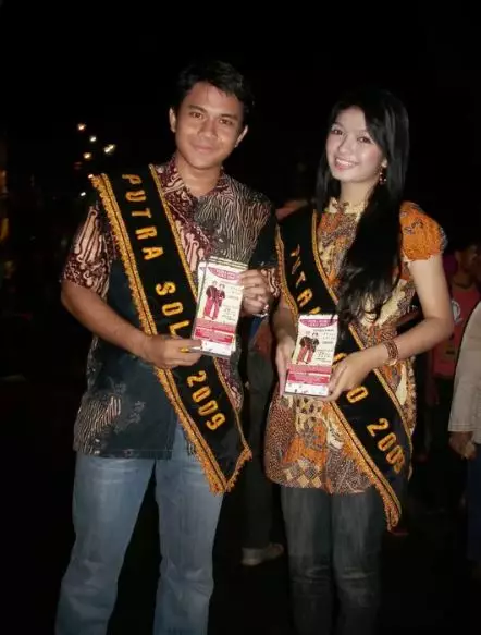 Selvi Ananda Putri Solo 2009 © 2021 brilio.net Selvi Ananda Putri Solo 2009 © 2021 brilio.net