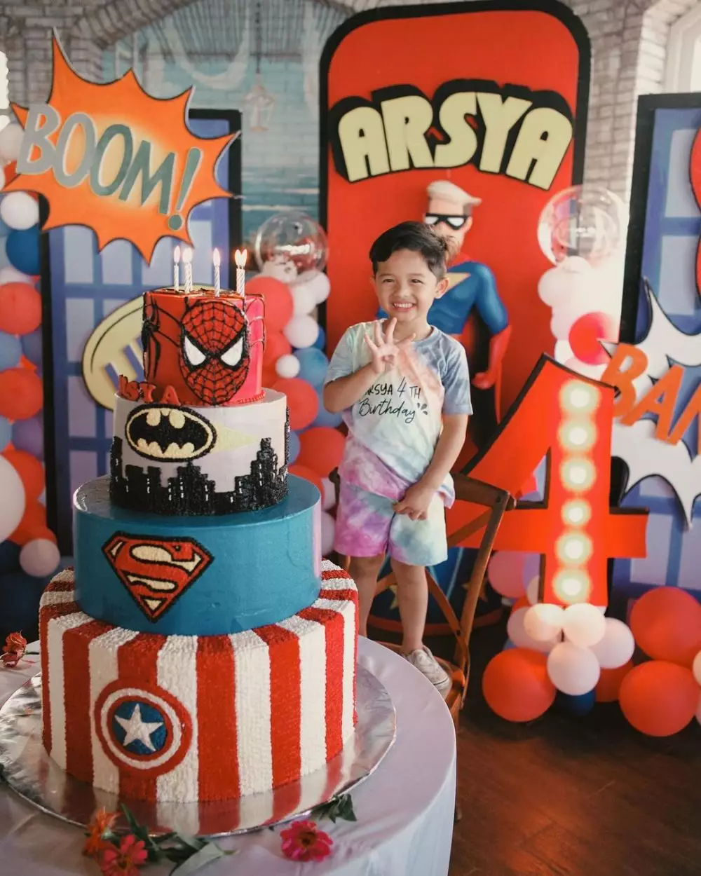 kue ultah keluarga Hermansyah © 2021 brilio.net kue ultah keluarga Hermansyah © 2021 brilio.net