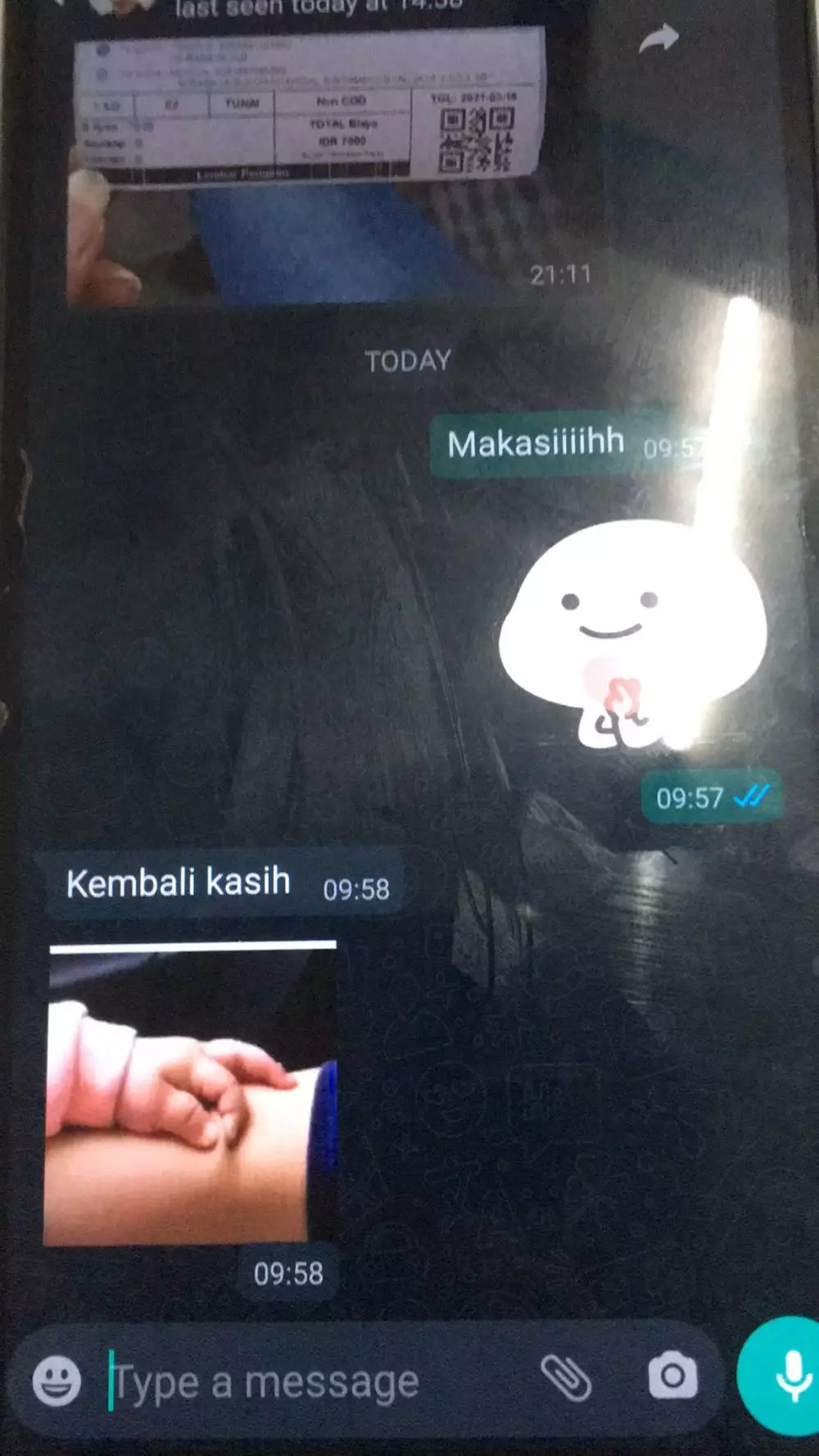 Balasan chat antar paket © berbagai sumber