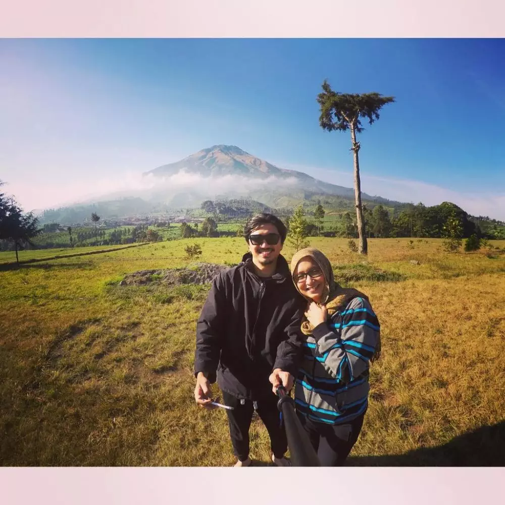 potret harmonis duta dan adelia lontoh © berbagai sumber potret harmonis duta dan adelia lontoh © berbagai sumber