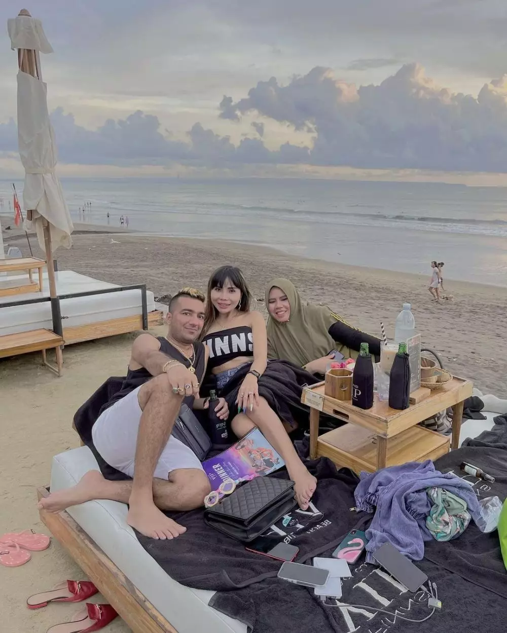 Eva dan Rohimah di Bali © Instagram Eva dan Rohimah di Bali © Instagram