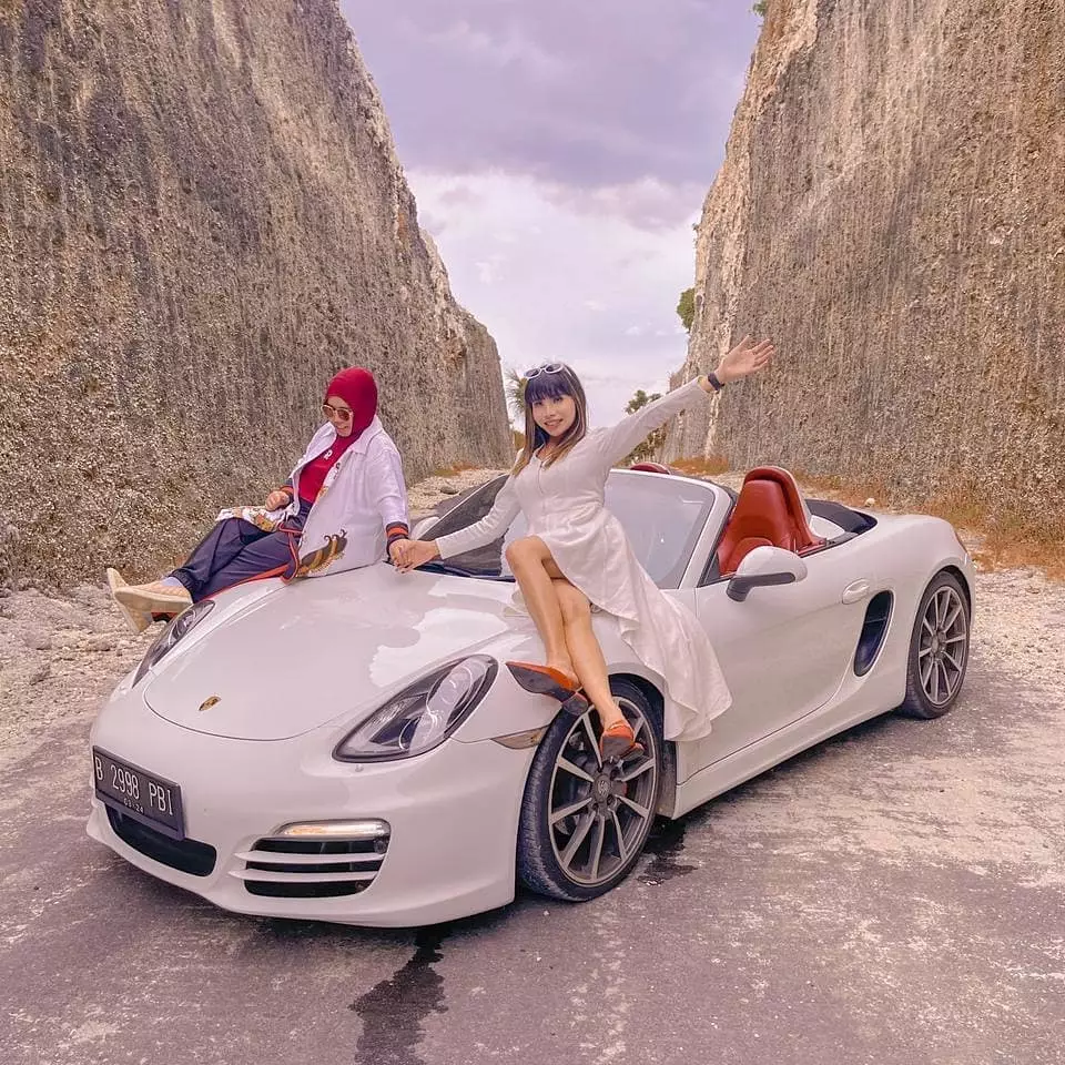 Eva dan Rohimah di Bali © Instagram Eva dan Rohimah di Bali © Instagram