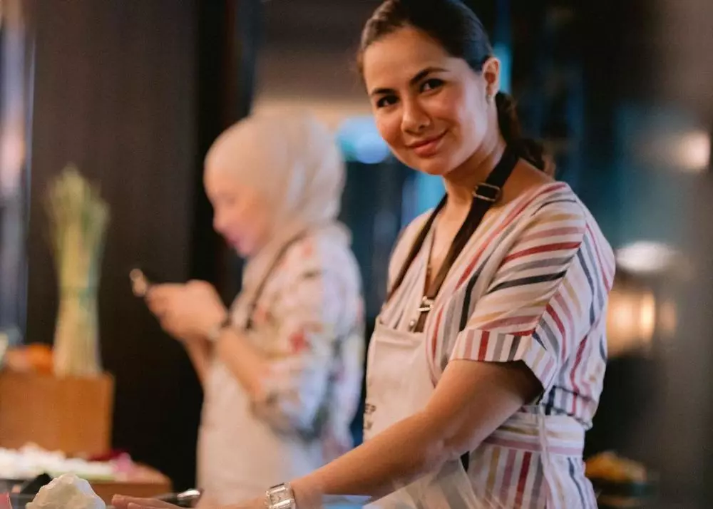 Pesona Noor Nabila istri Engku Emran © Instagram Pesona Noor Nabila istri Engku Emran © Instagram