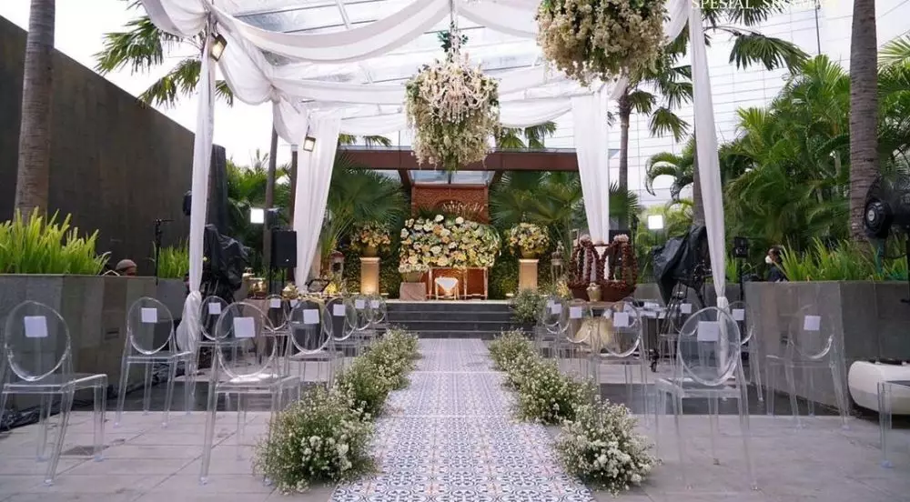 Momen siraman Aurel Hermansyah © berbagai sumber