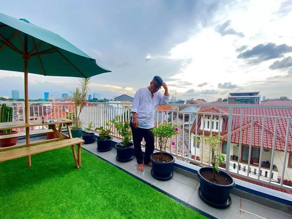 potret balkon rumah seleb © berbagai sumber
