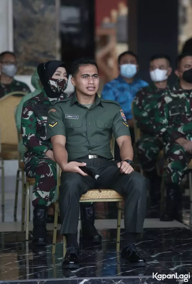 Aprilia Manganang jalani sidang © 2021 brilio.net Aprilia Manganang jalani sidang © 2021 brilio.net