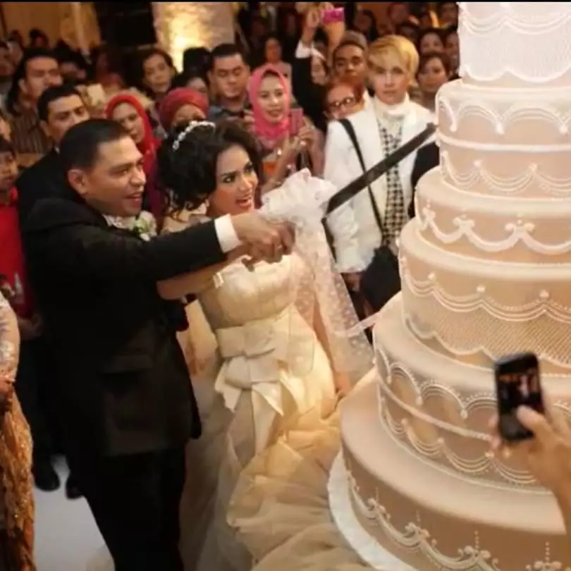 Potret lawas Krisdayanti dan Raul Lemos menikah © 2021 brilio.net