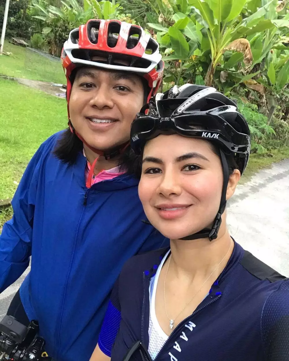 Noor Nabila bersepeda © 2021 Instagram