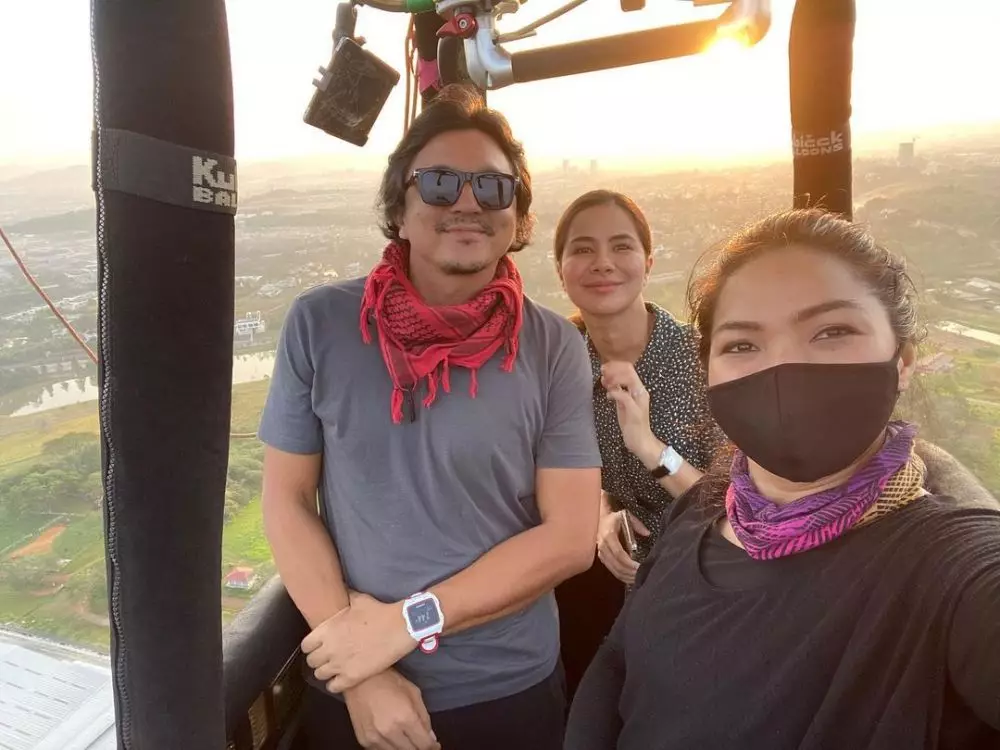 lamaran Engku Emran dan Noor Nabila © 2021 berbagai sumber lamaran Engku Emran dan Noor Nabila © 2021 berbagai sumber