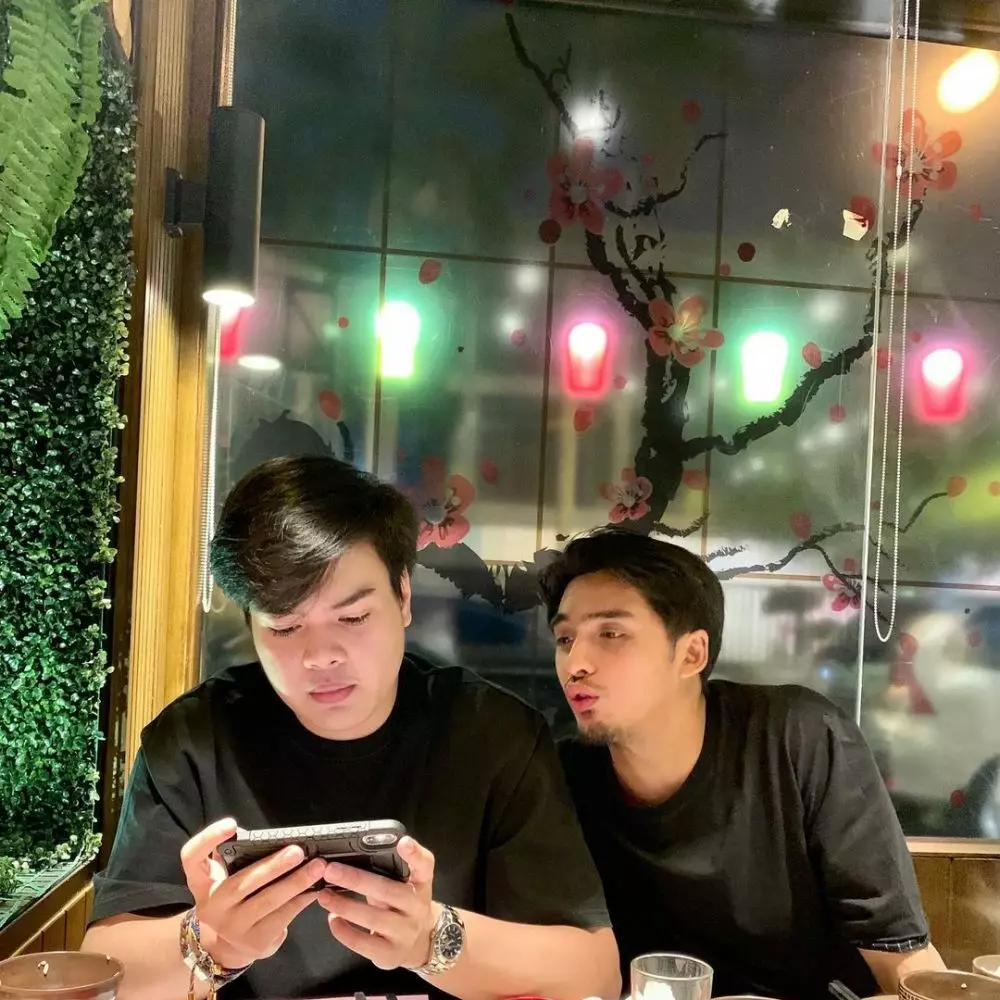 Potret kompak Ricky Harun dan Jeje Soekarno © Instagram