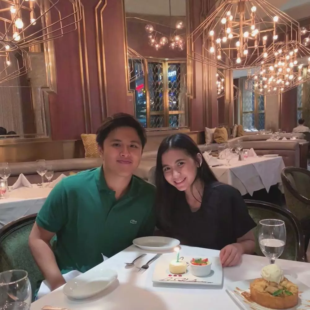 Ashilla Zee eks Blink bareng pacar © 2021 berbagai sumber Ashilla Zee eks Blink bareng pacar © 2021 berbagai sumber