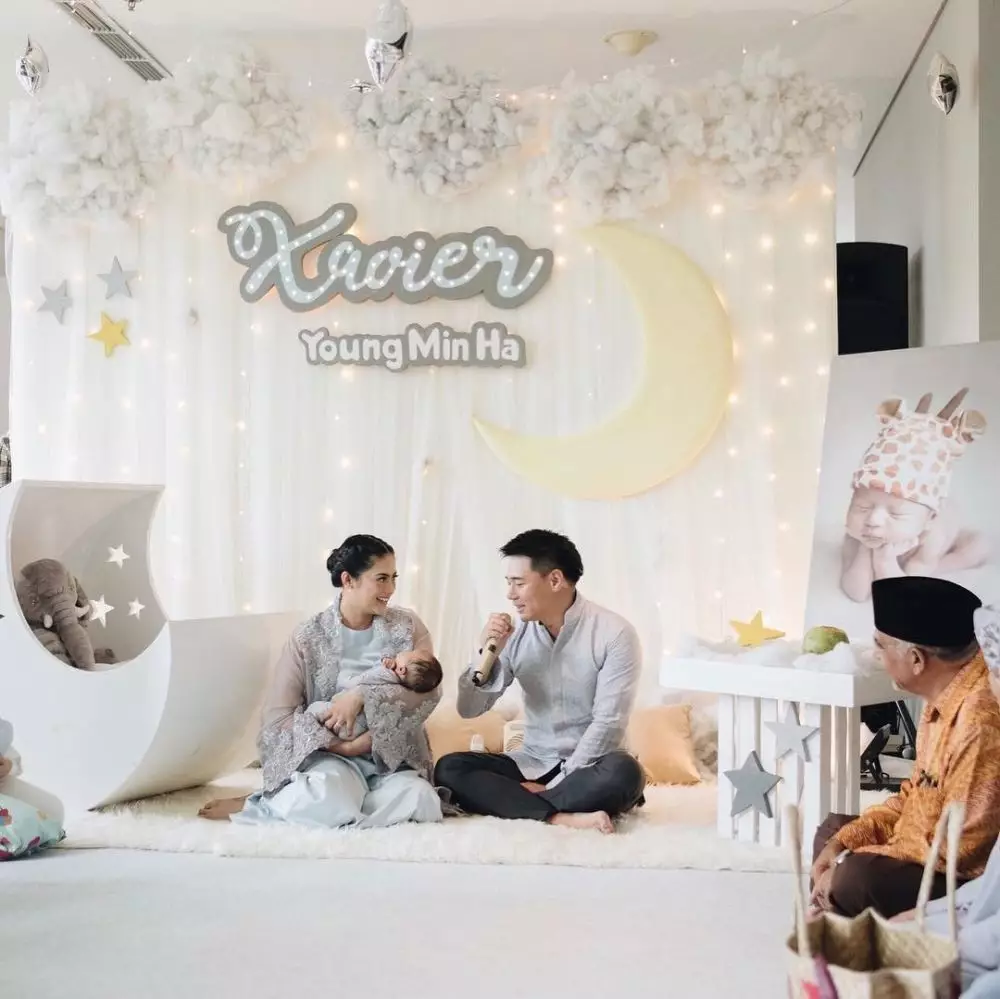 Momen akikah anak pertama seleb Instagram © 2021 brilio.net