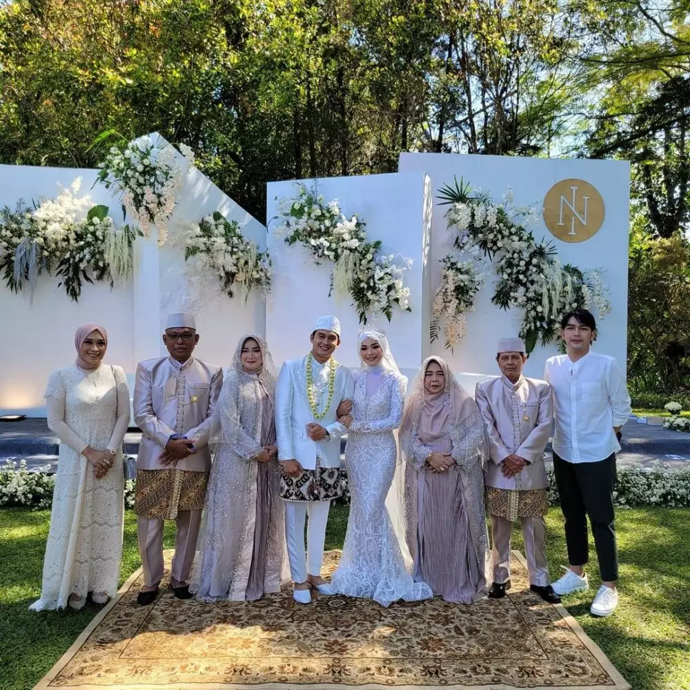 pernikahan Ikbal Fauzi 'Ikatan Cinta' © 2021 brilio.net