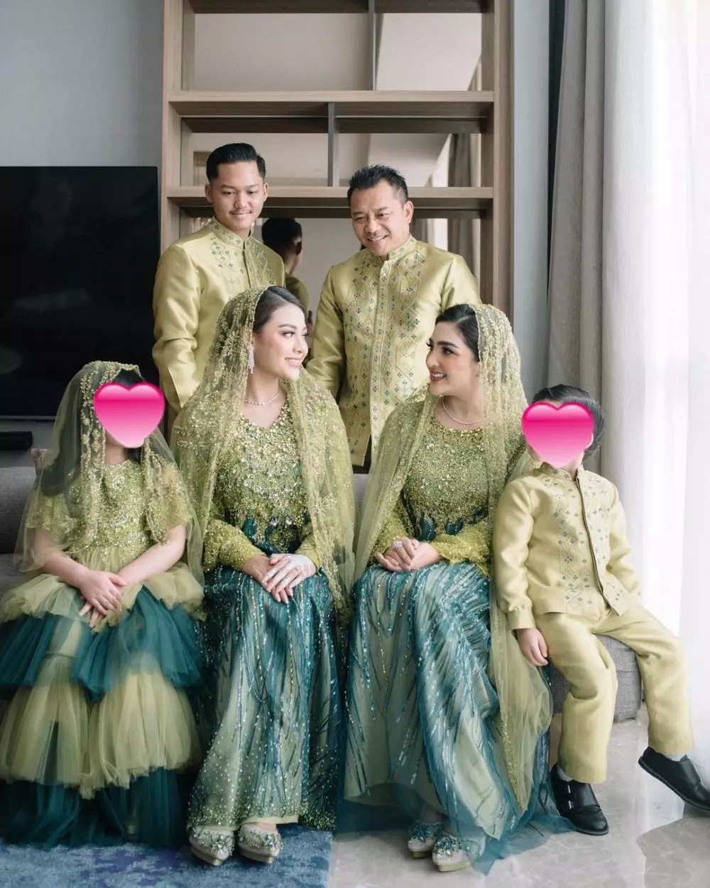 Beda gaya Ashanty jelang pernikahan Aurel © Instagram