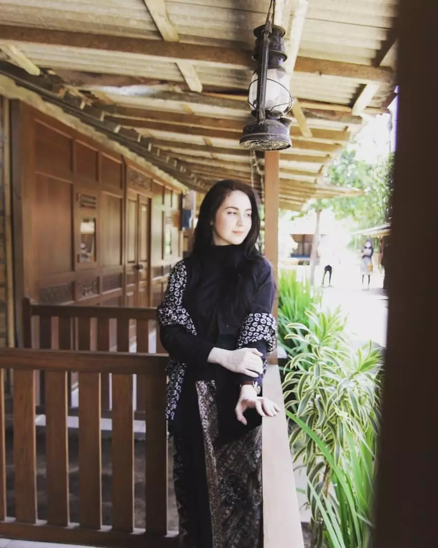 Gaya seleb istri pejabat di keseharian © Instagram