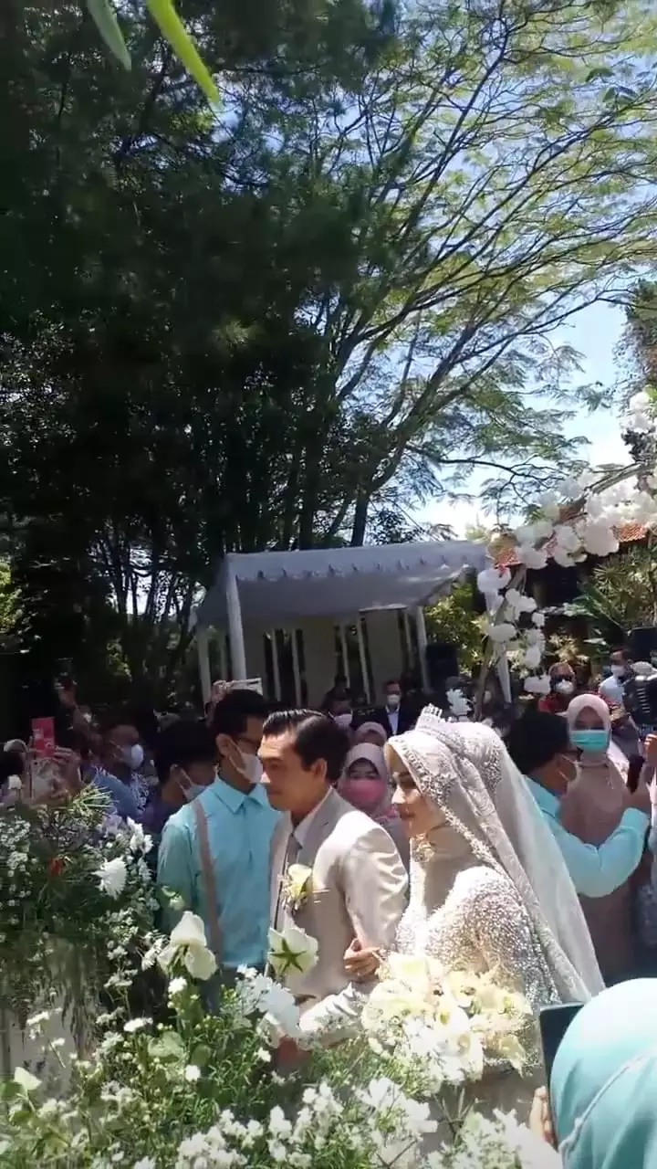 momen resepsi ikbal fauzi ikatan cinta © Instagram momen resepsi ikbal fauzi ikatan cinta © Instagram
