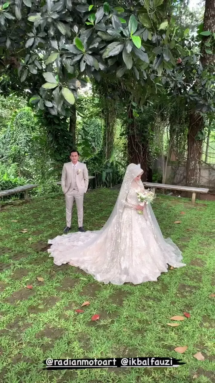 momen resepsi ikbal fauzi ikatan cinta © Instagram momen resepsi ikbal fauzi ikatan cinta © Instagram