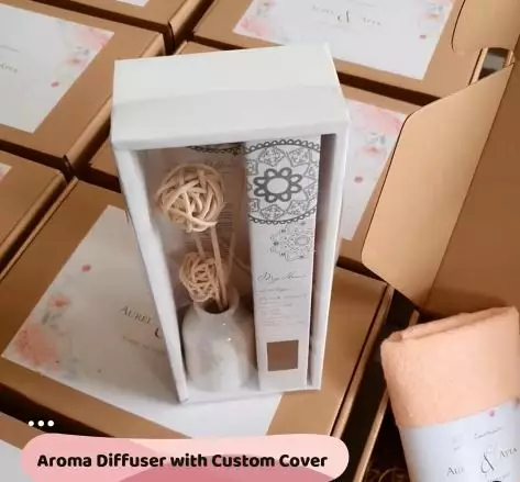 suvenir siraman Aurel © Instagram